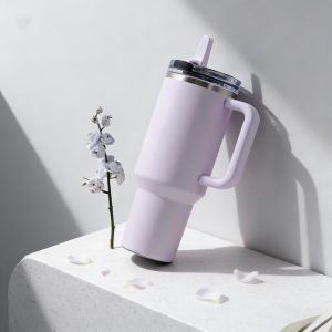 handle tumbler with leak proof lid insulated travel cup for hot & cold drinks, durable & spill resistant, silvery white